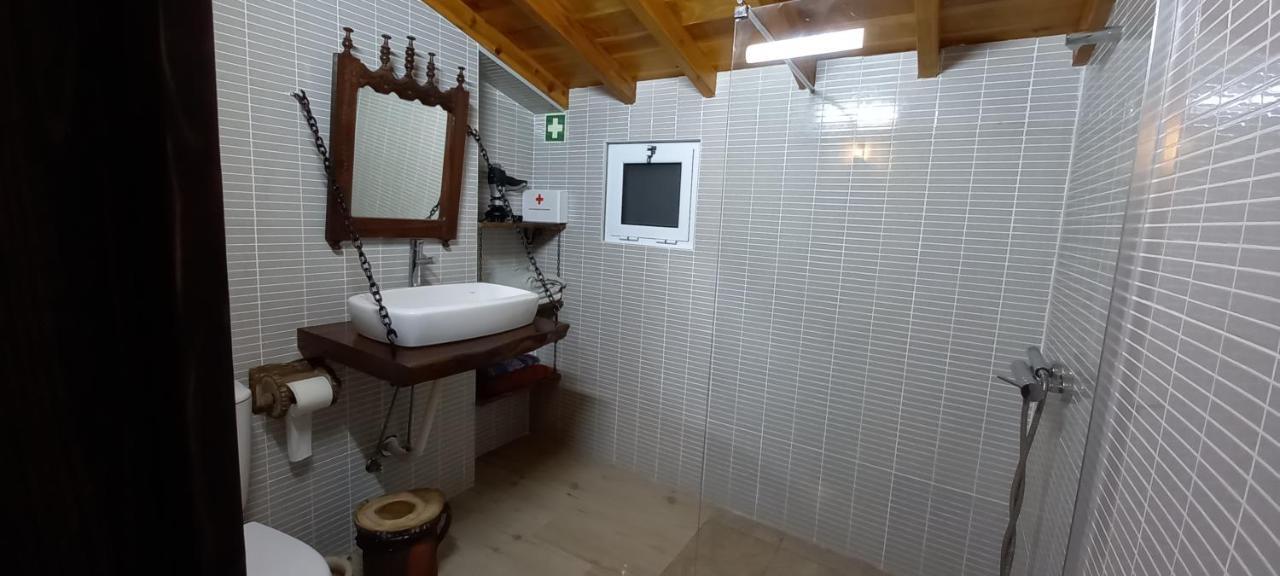 Casa Da Bisa - Santa Maria - Acores Santa Bárbara Екстериор снимка